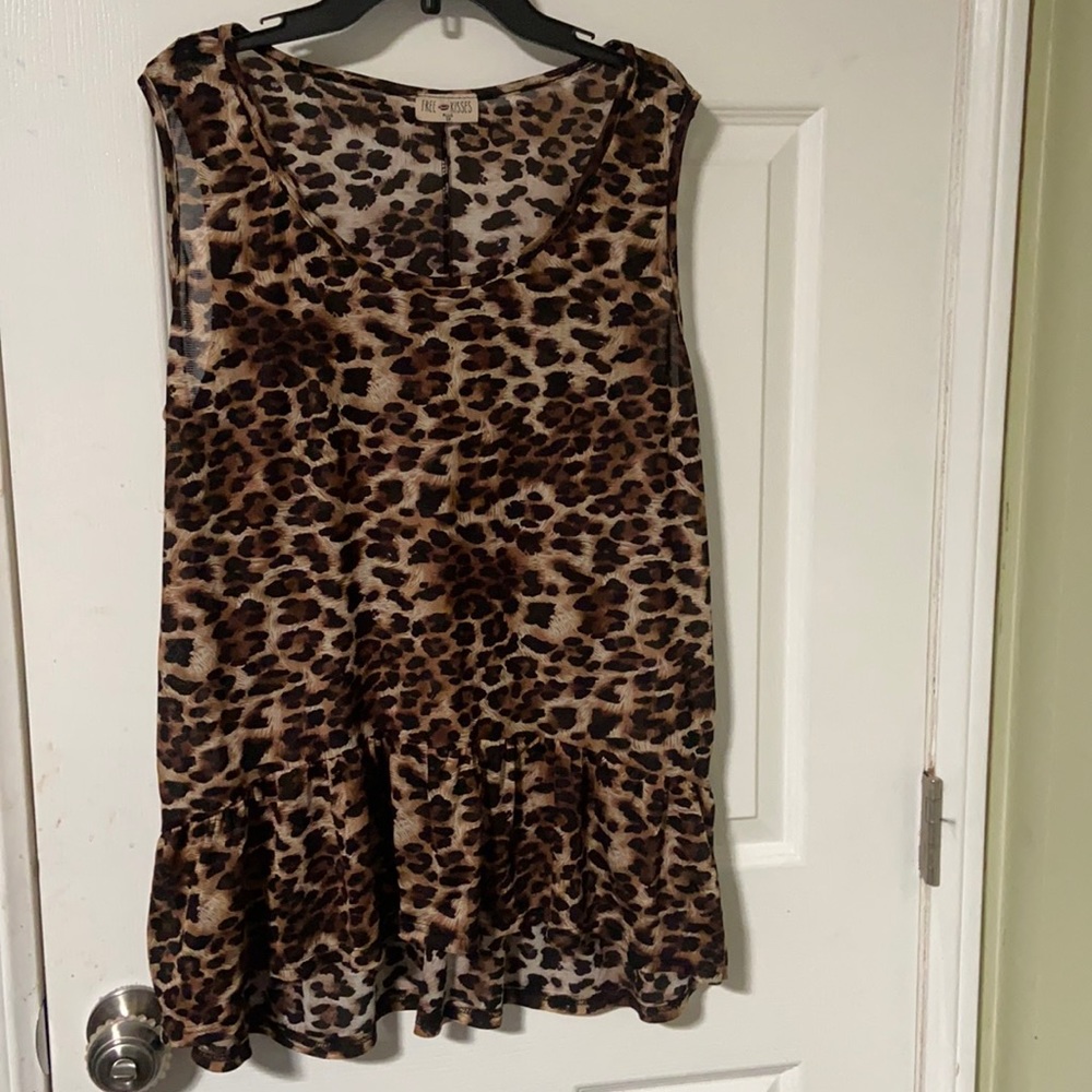 Free kisses women’s leopard print sheer ruffled tank top size 2X - Picture 1 of 9
